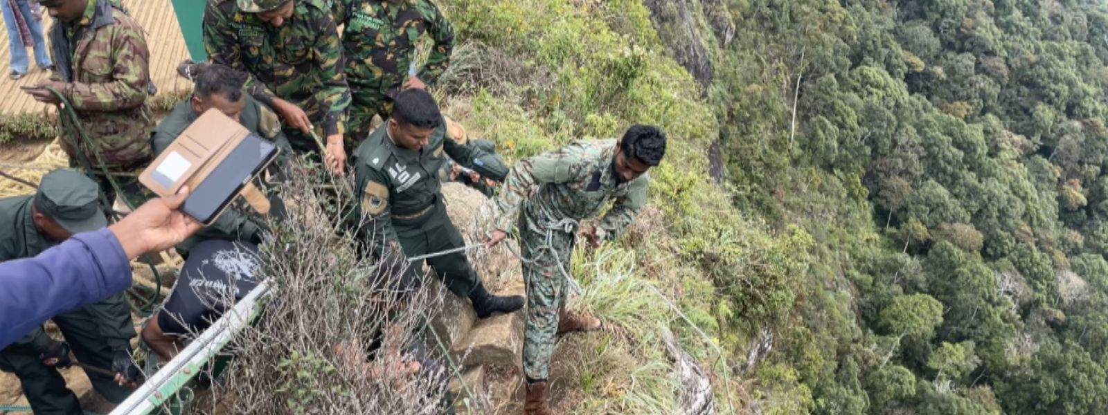 3 Commando Team Rescues Youth at Horton Plains